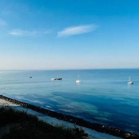 Auf Der Insel Hiddensee * كلوستر