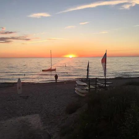 بيت للعطل Auf Der Insel Hiddensee